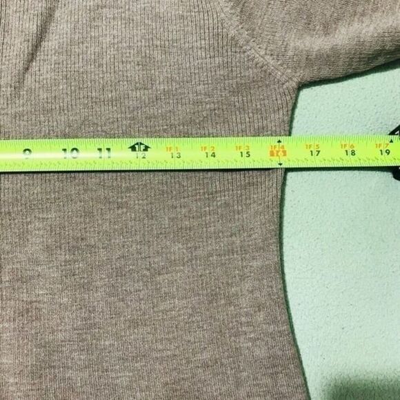Saks fifth Avenue The workers Sweater 95% wool size M 0691 - Picture 4 of 6